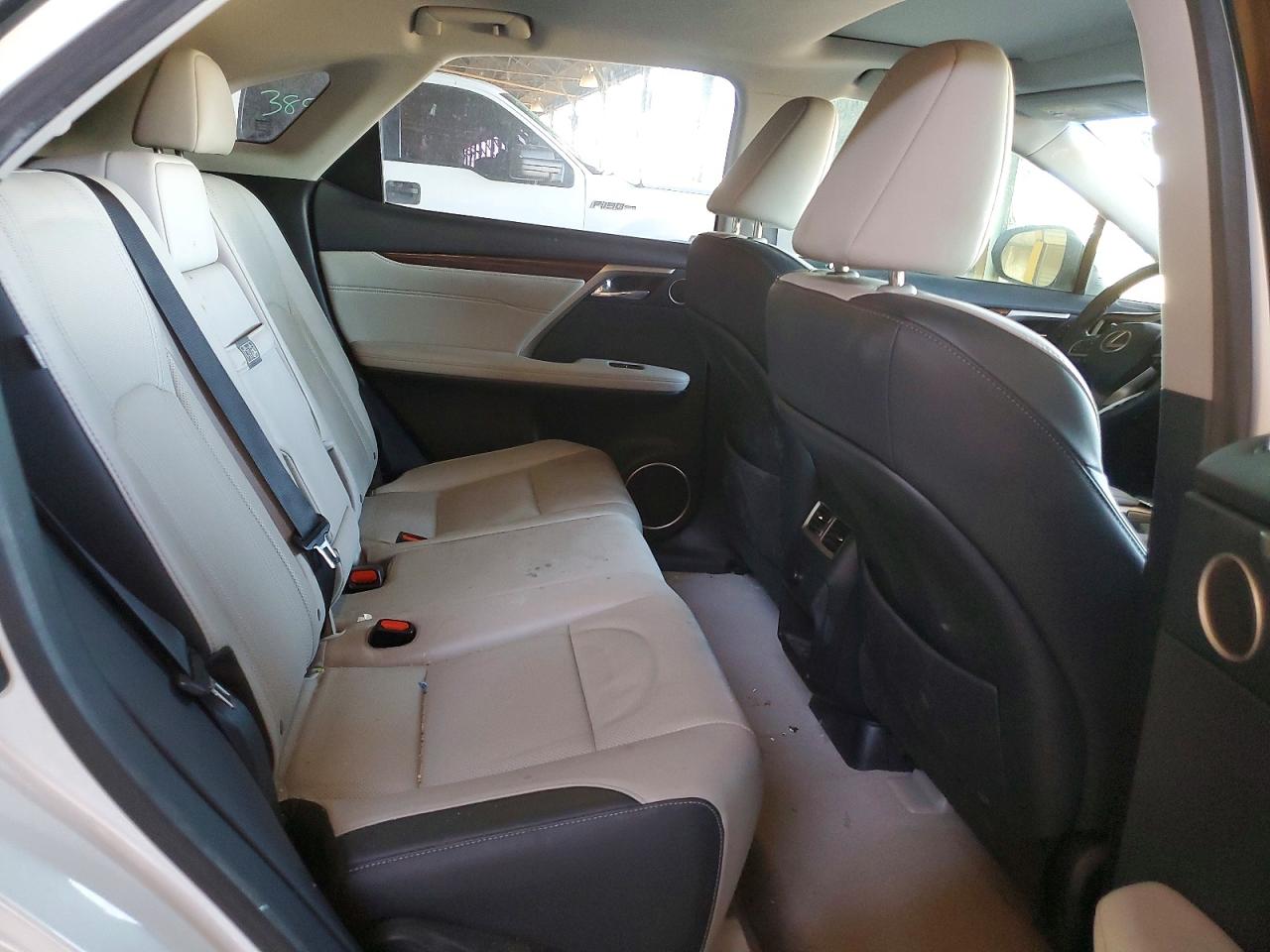 Lexus RX Base