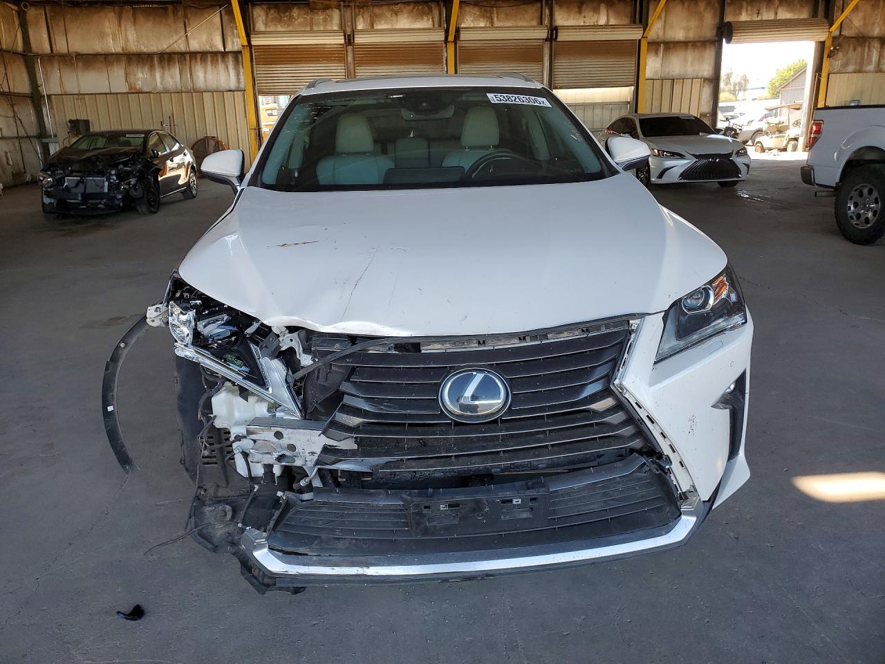 Lexus RX Base