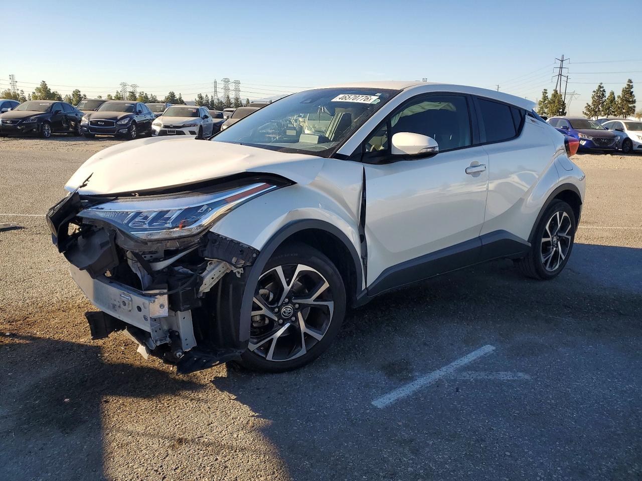 Salvage Toyota C-HR Image