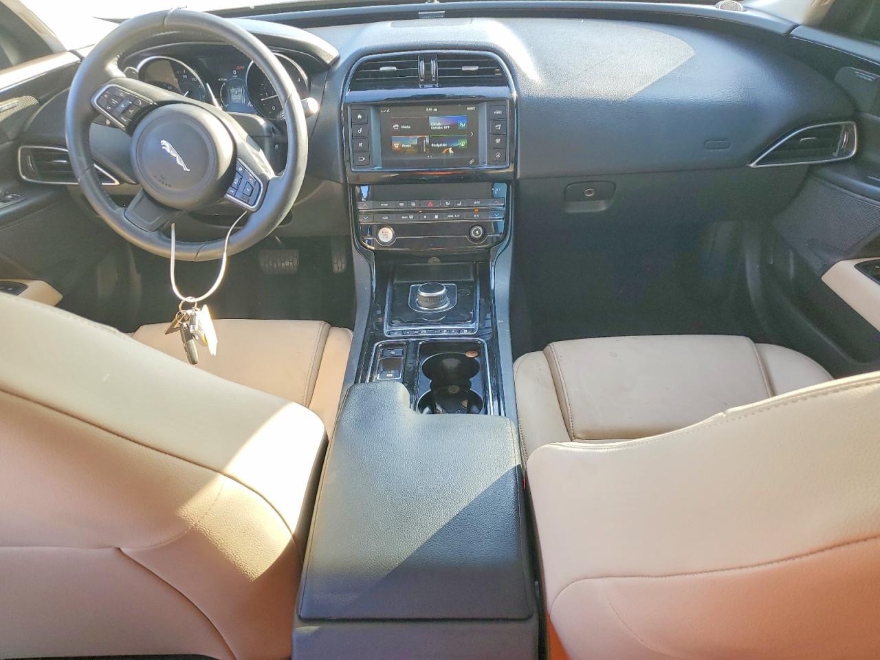 Jaguar XE Premium