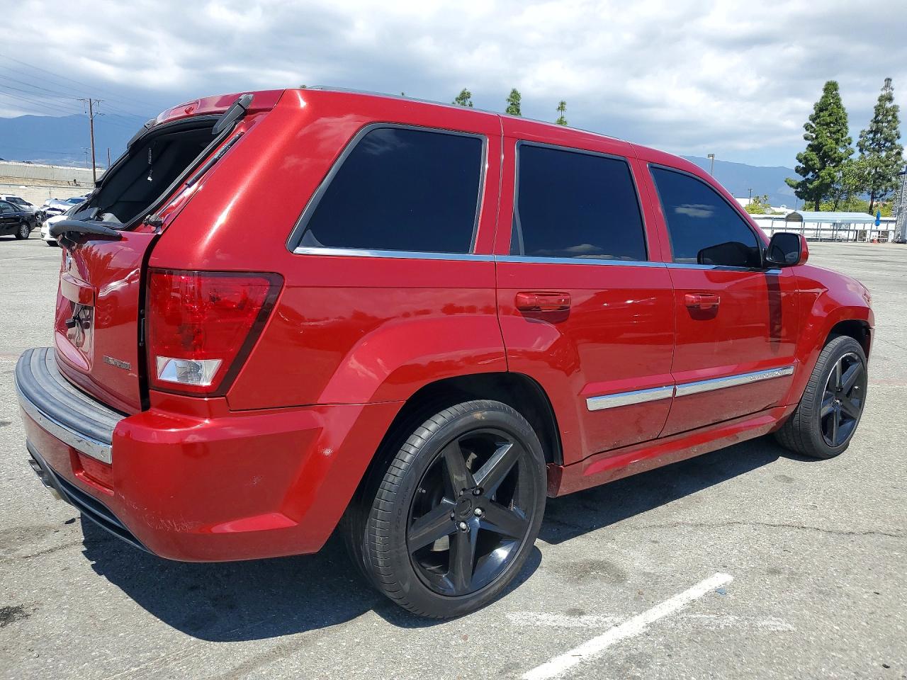 Jeep Grand Cherokee Srt-8