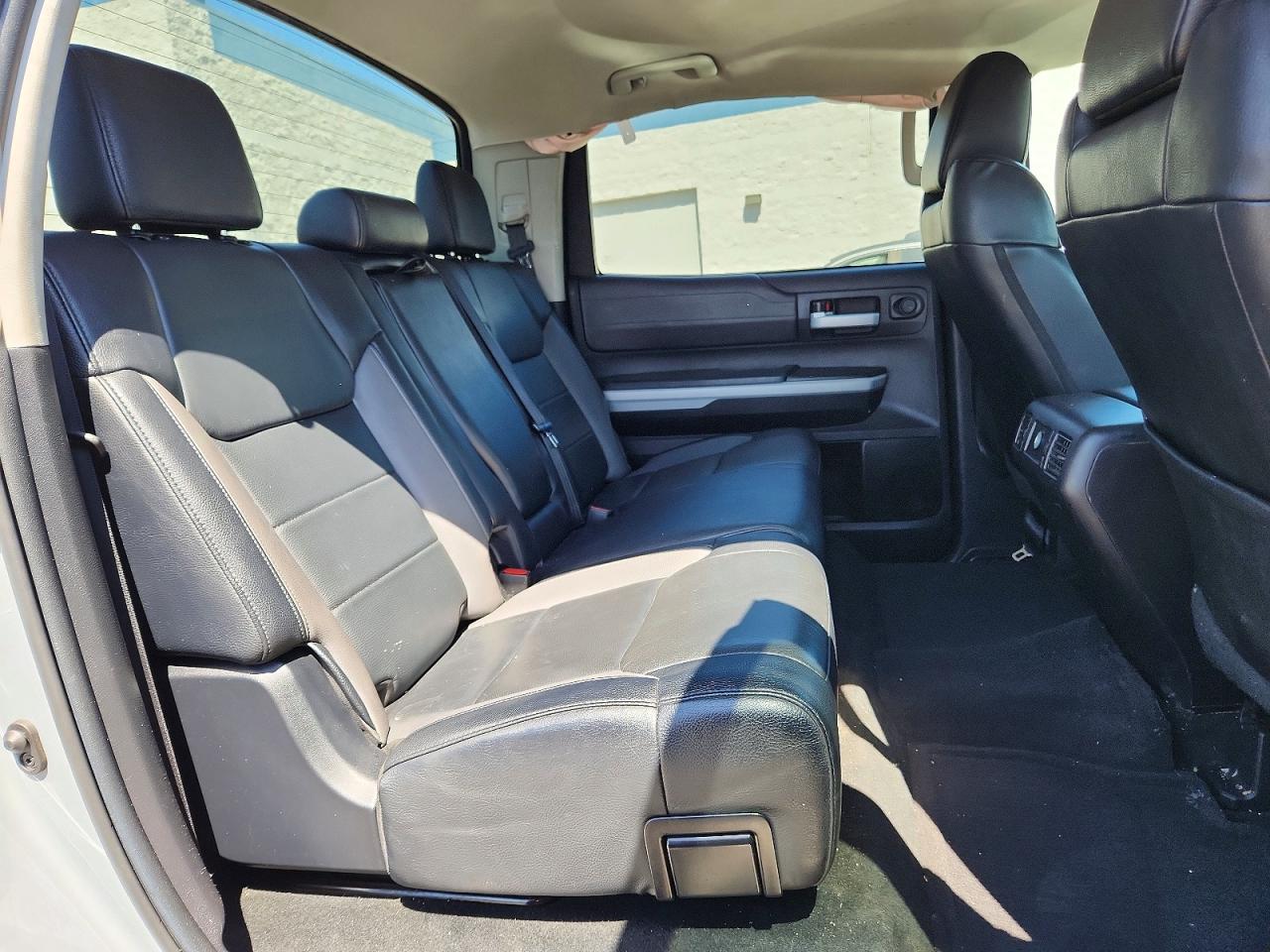 Toyota Tundra Crewmax Limited