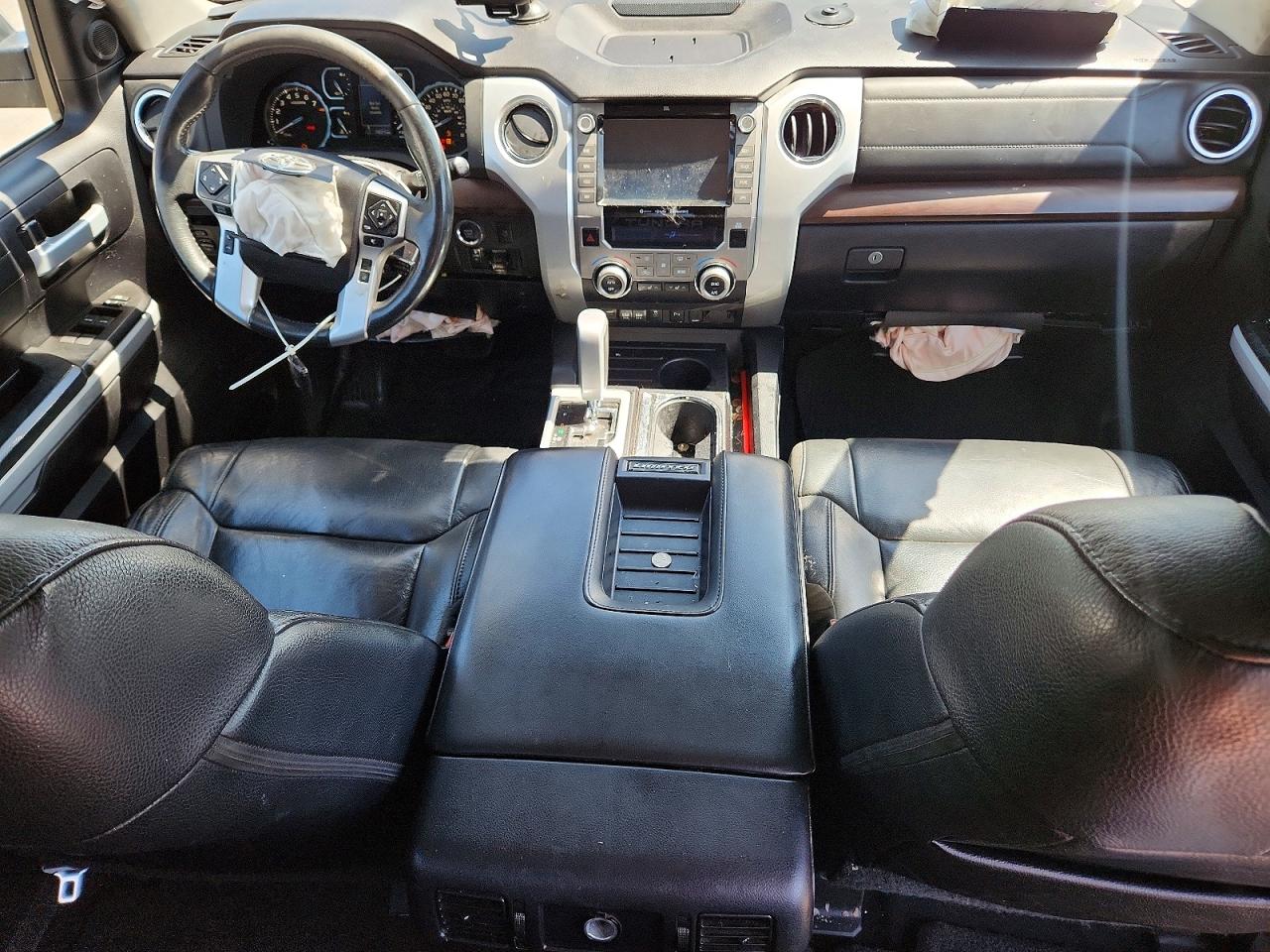 Toyota Tundra Crewmax Limited