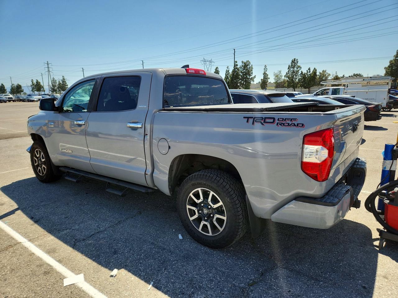 Toyota Tundra Crewmax Limited