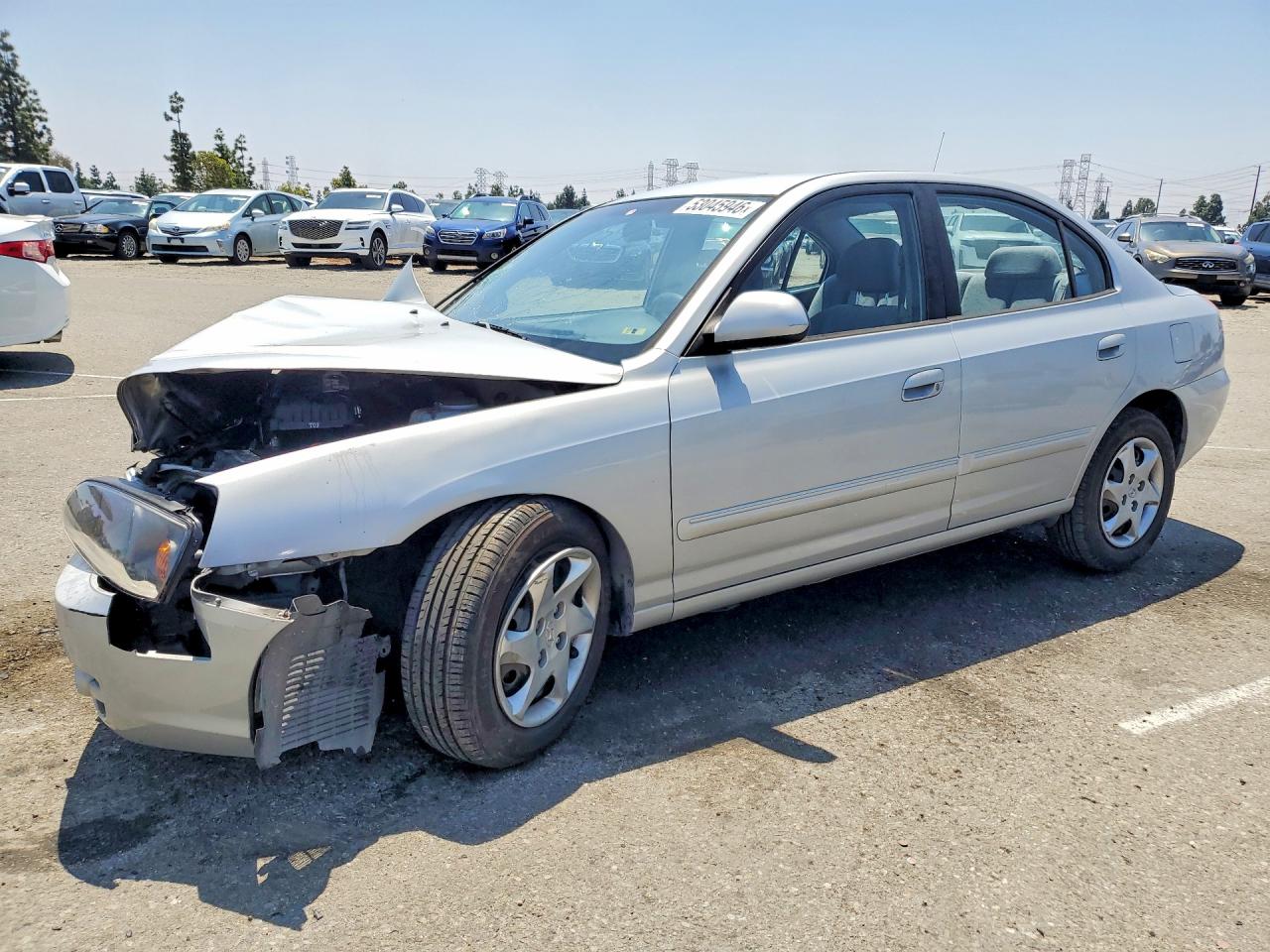Salvage Hyundai ELANTRA Image