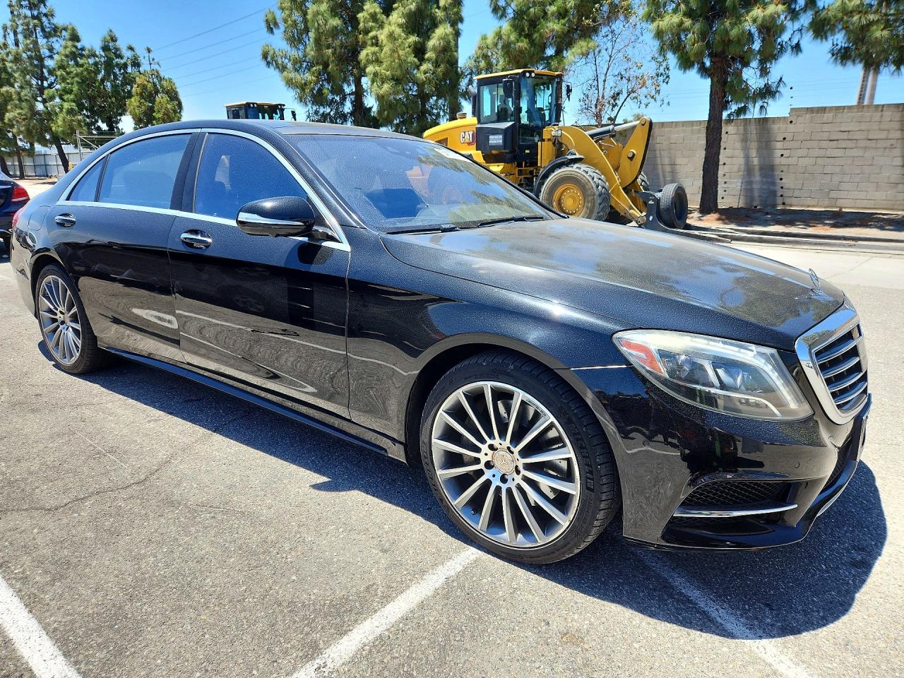 Mercedes-Benz S-Class 550