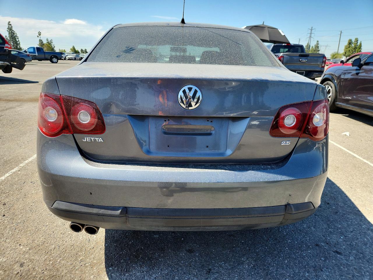 Volkswagen Jetta S