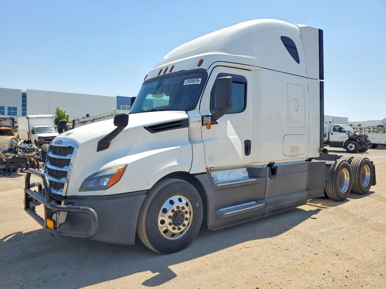 Freightliner Cascadia 126