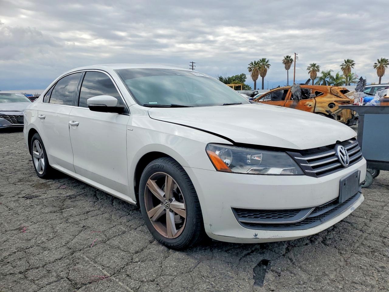 Volkswagen Passat S