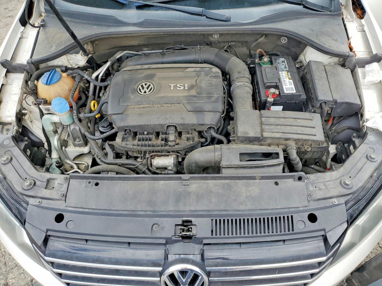 Volkswagen Passat S