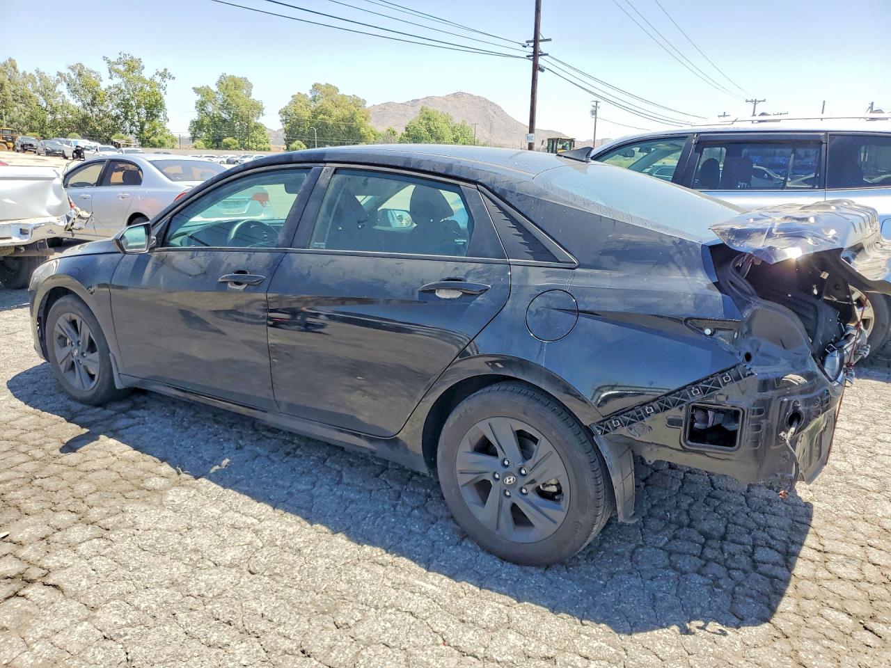 Hyundai ELANTRA Sel