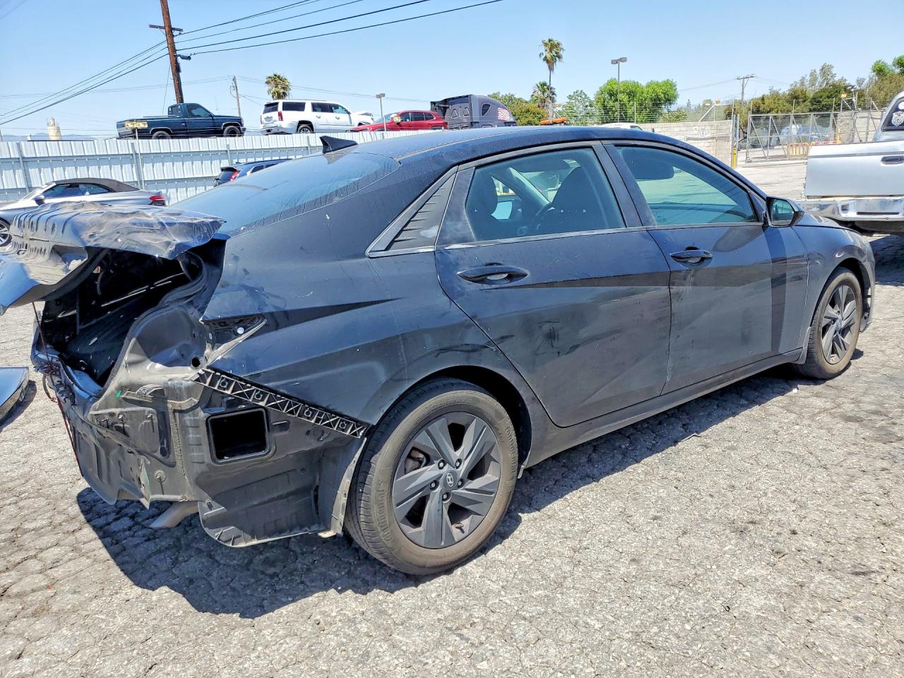 Hyundai ELANTRA Sel