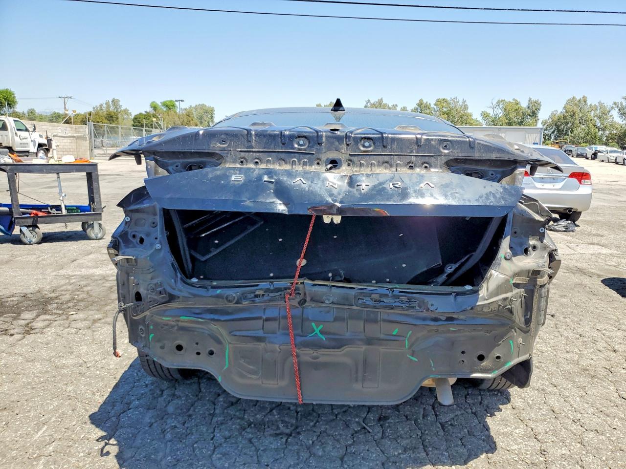 Hyundai ELANTRA Sel