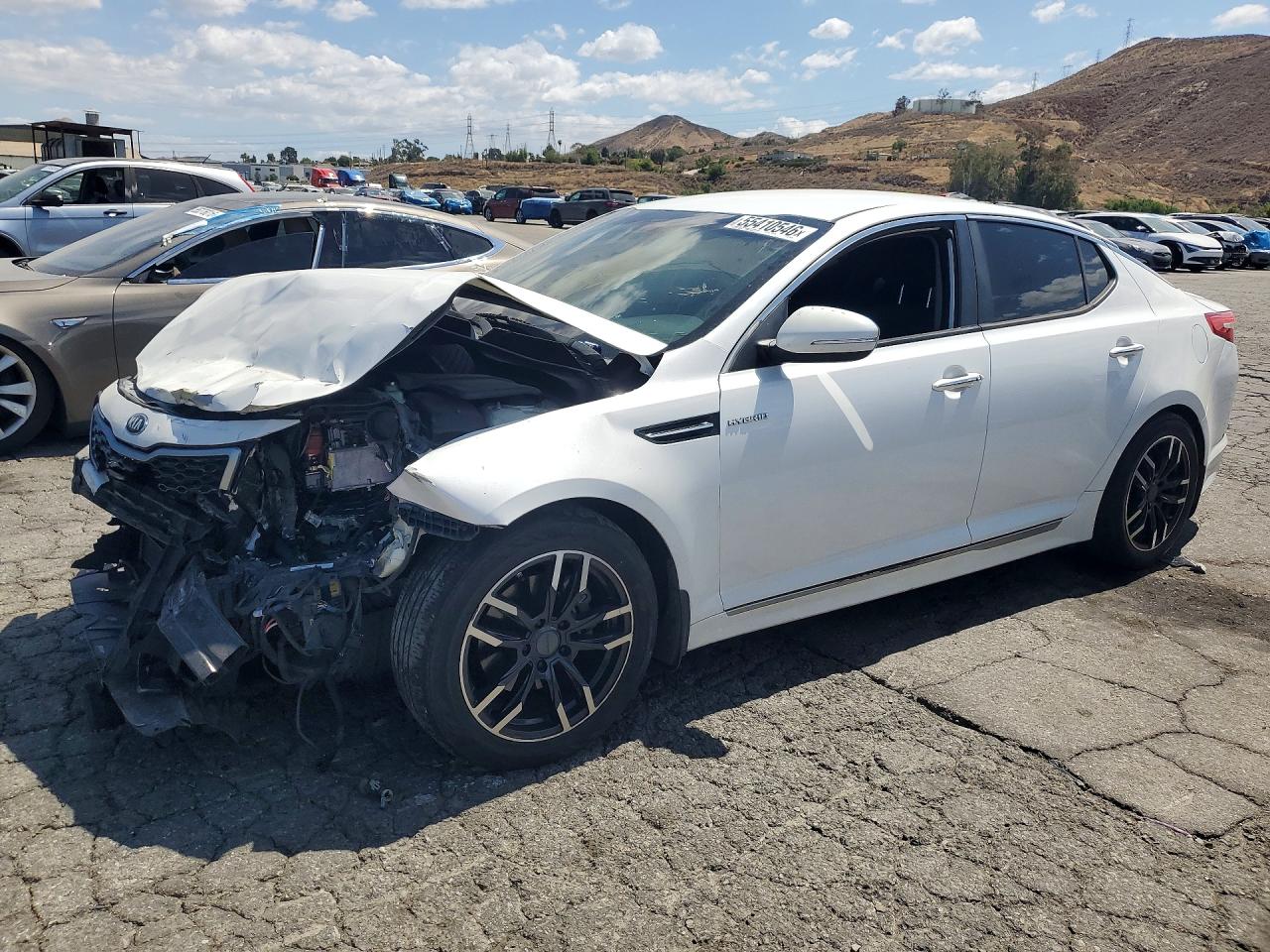 Salvage Kia Optima Image