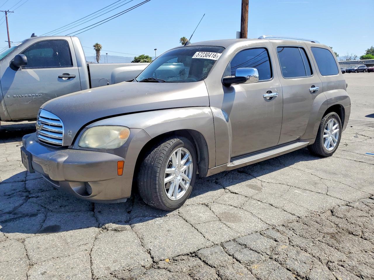 Salvage Chevrolet HHR Image