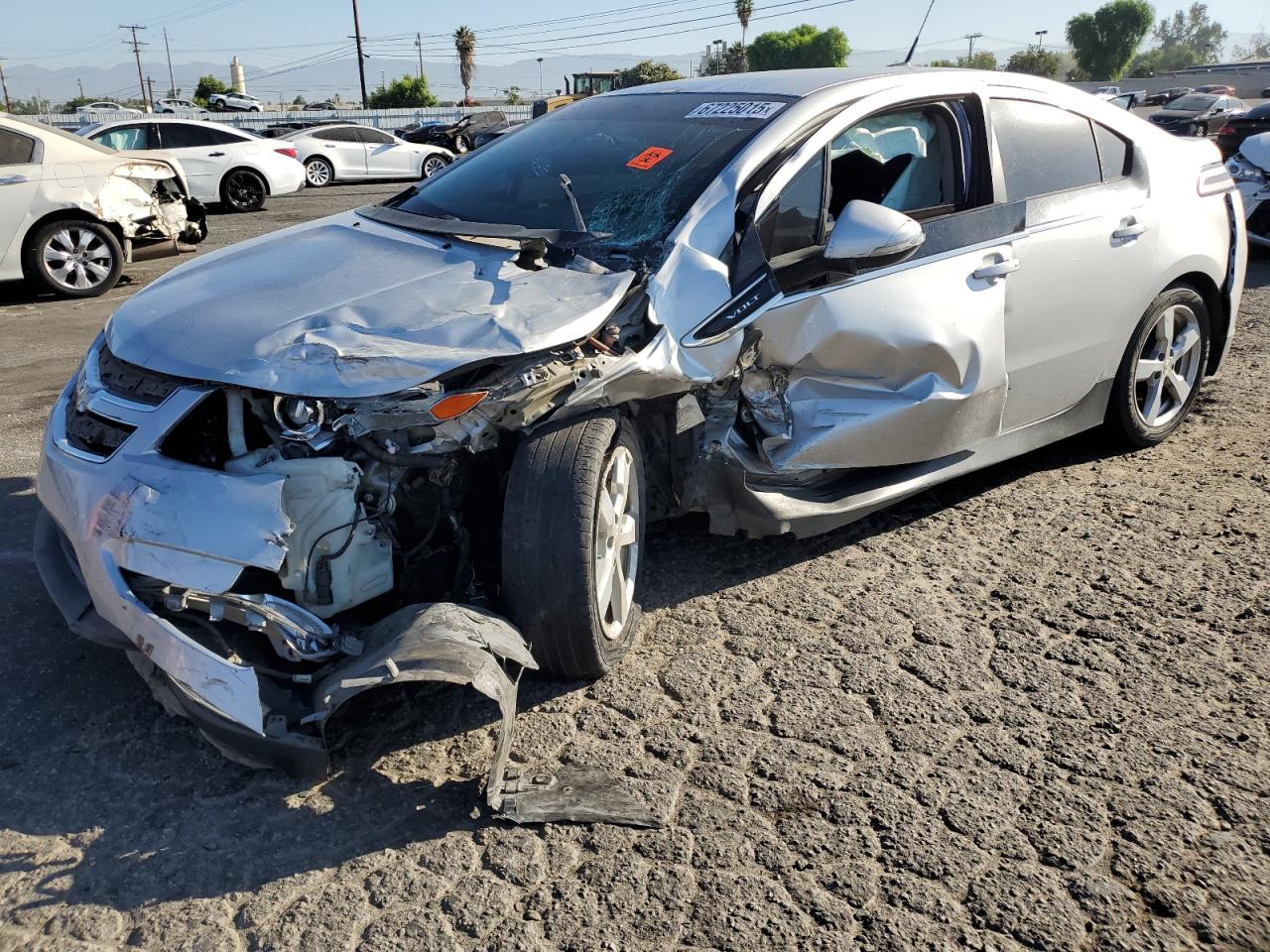 Salvage Chevrolet Volt Image