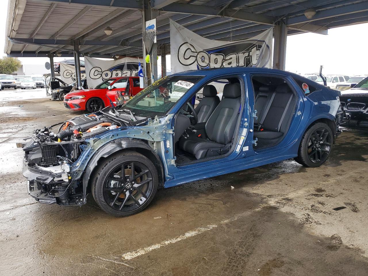 Salvage Honda Civic Image