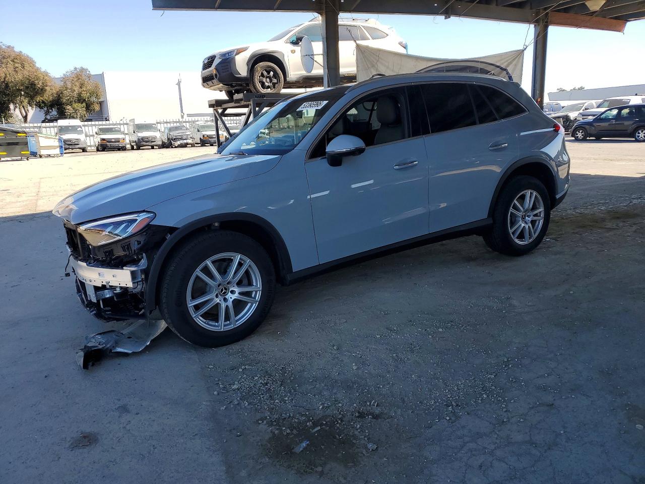 Salvage Mercedes-Benz GLC Image