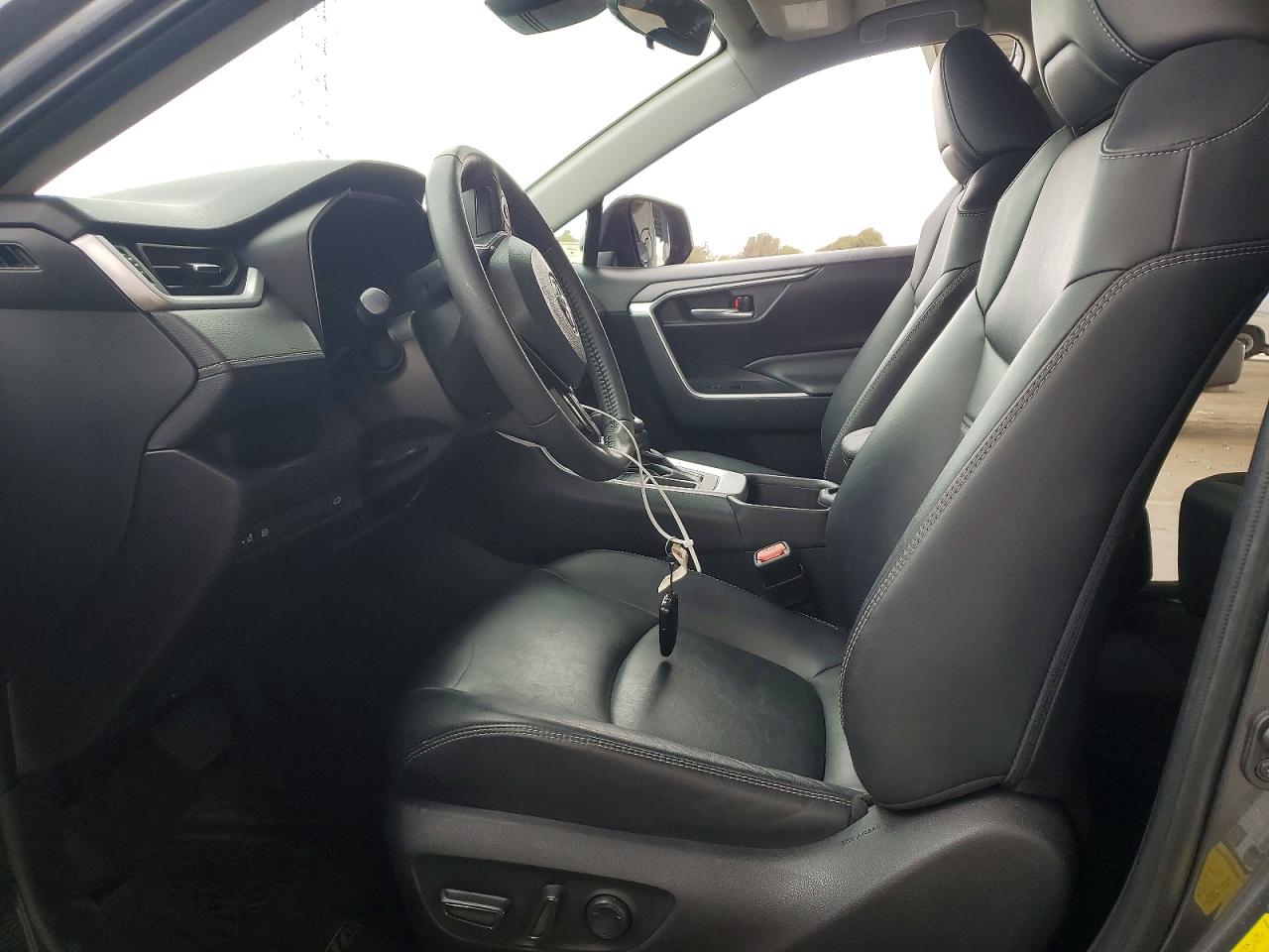 Toyota RAV4 Xle Premium