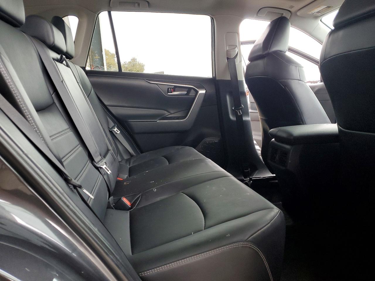 Toyota RAV4 Xle Premium