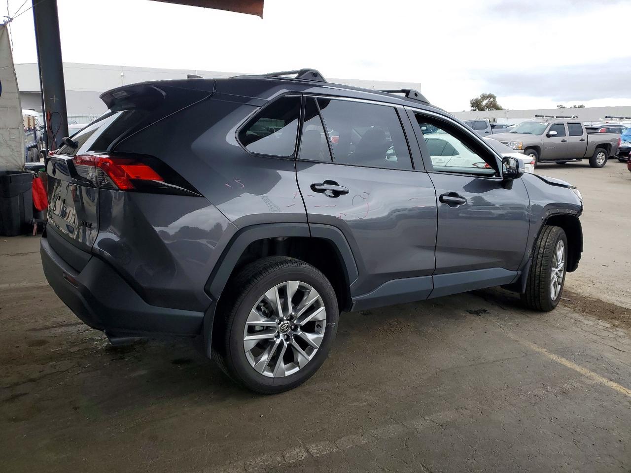 Toyota RAV4 Xle Premium