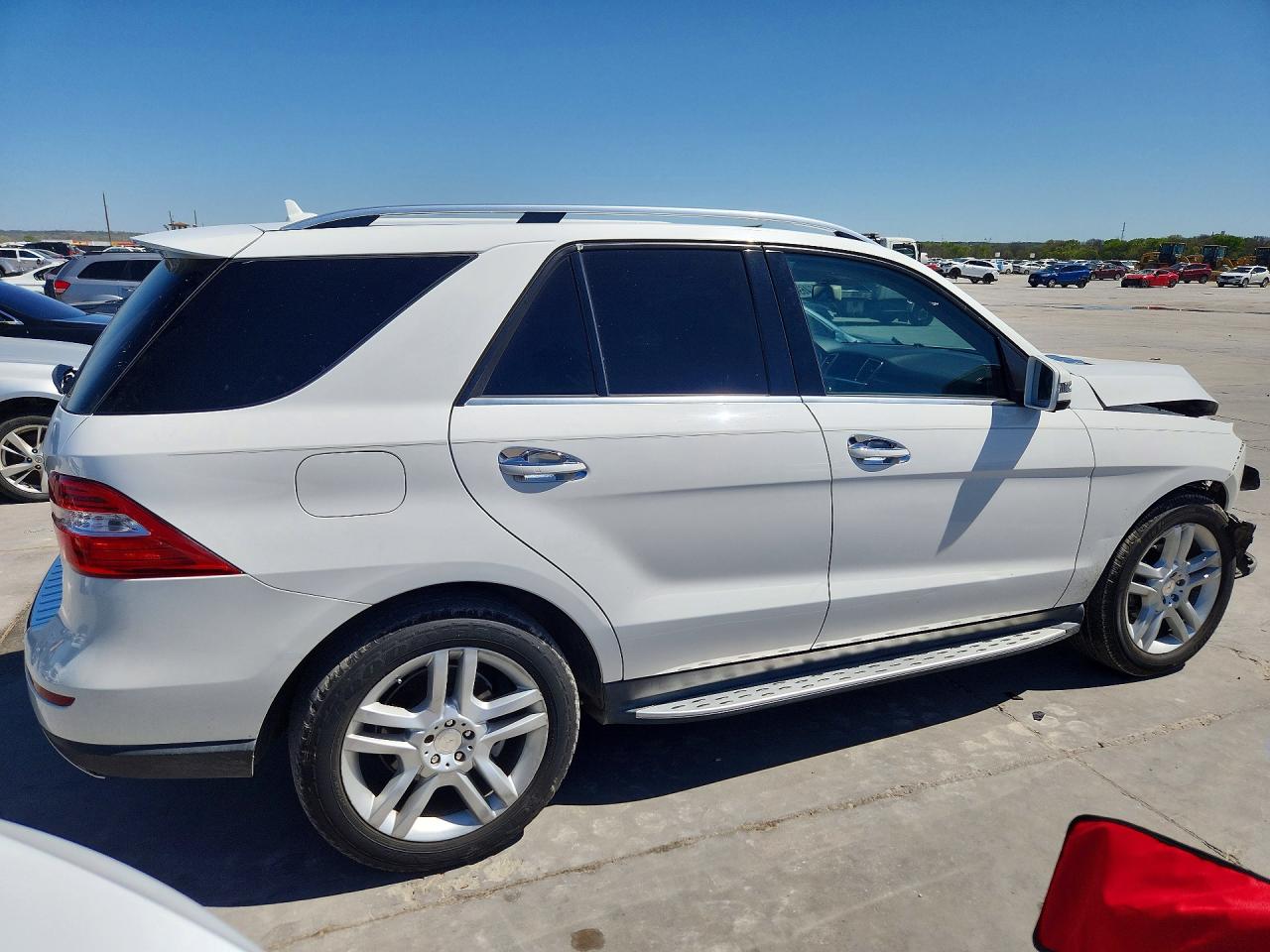 Mercedes-Benz M-Class 350