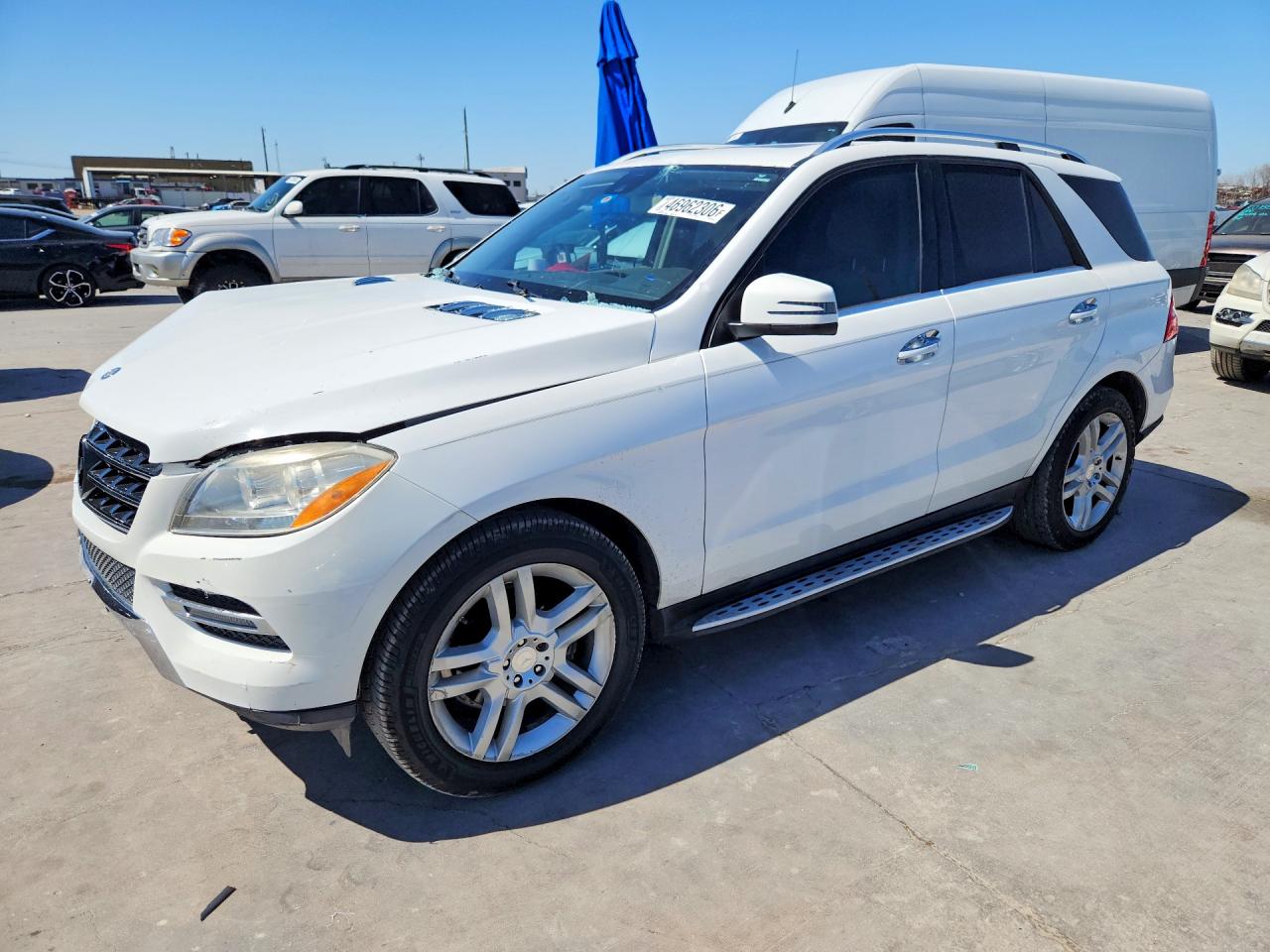 Salvage Mercedes-Benz M-Class Image