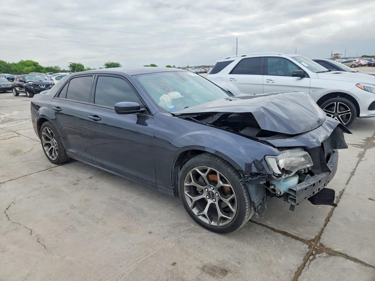Chrysler 300 S