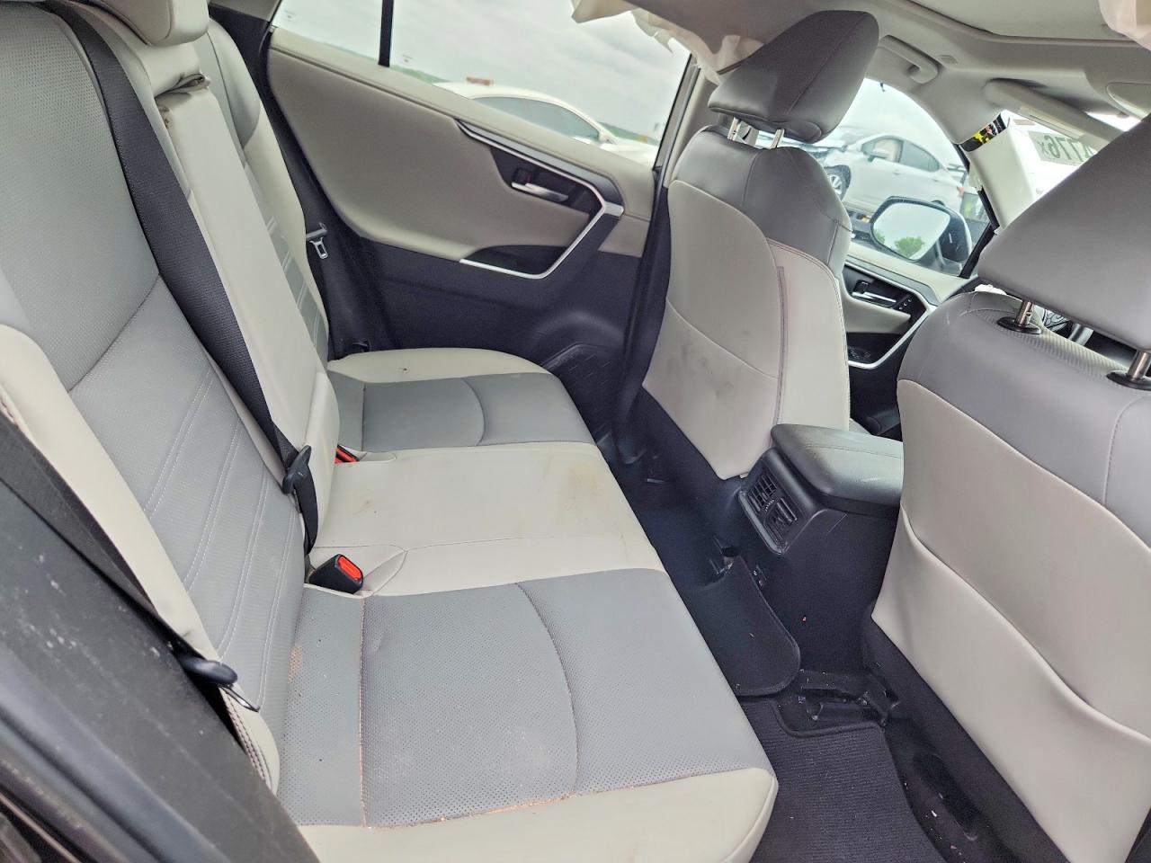 Toyota RAV4 Limited