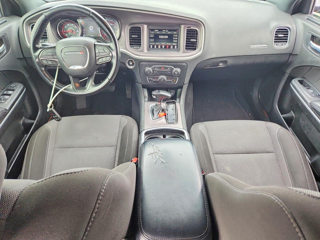 Dodge Charger Sxt
