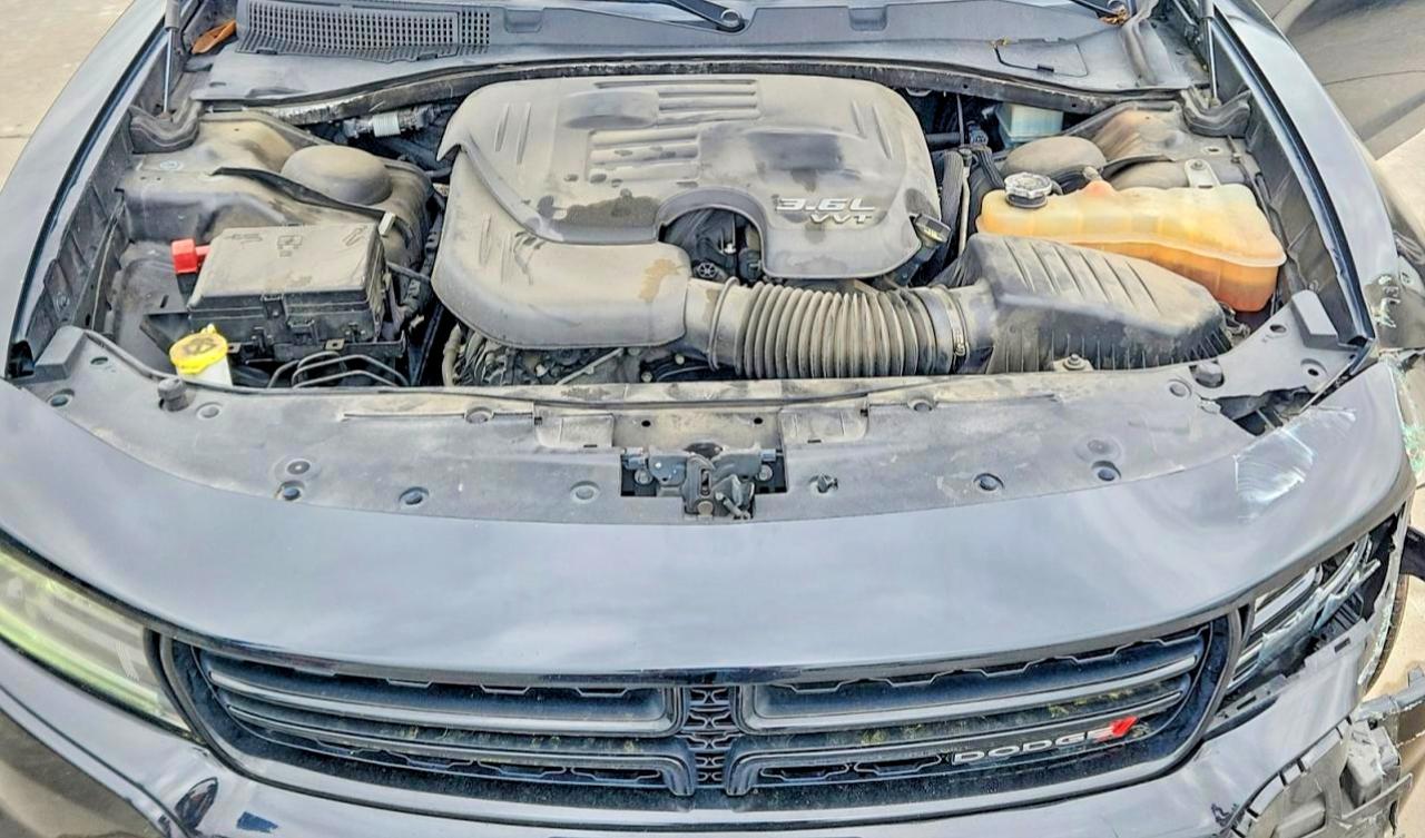Dodge Charger Sxt