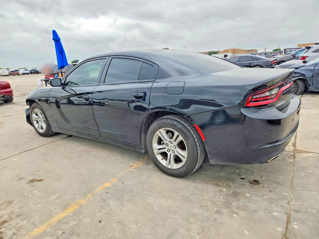 Dodge Charger Sxt