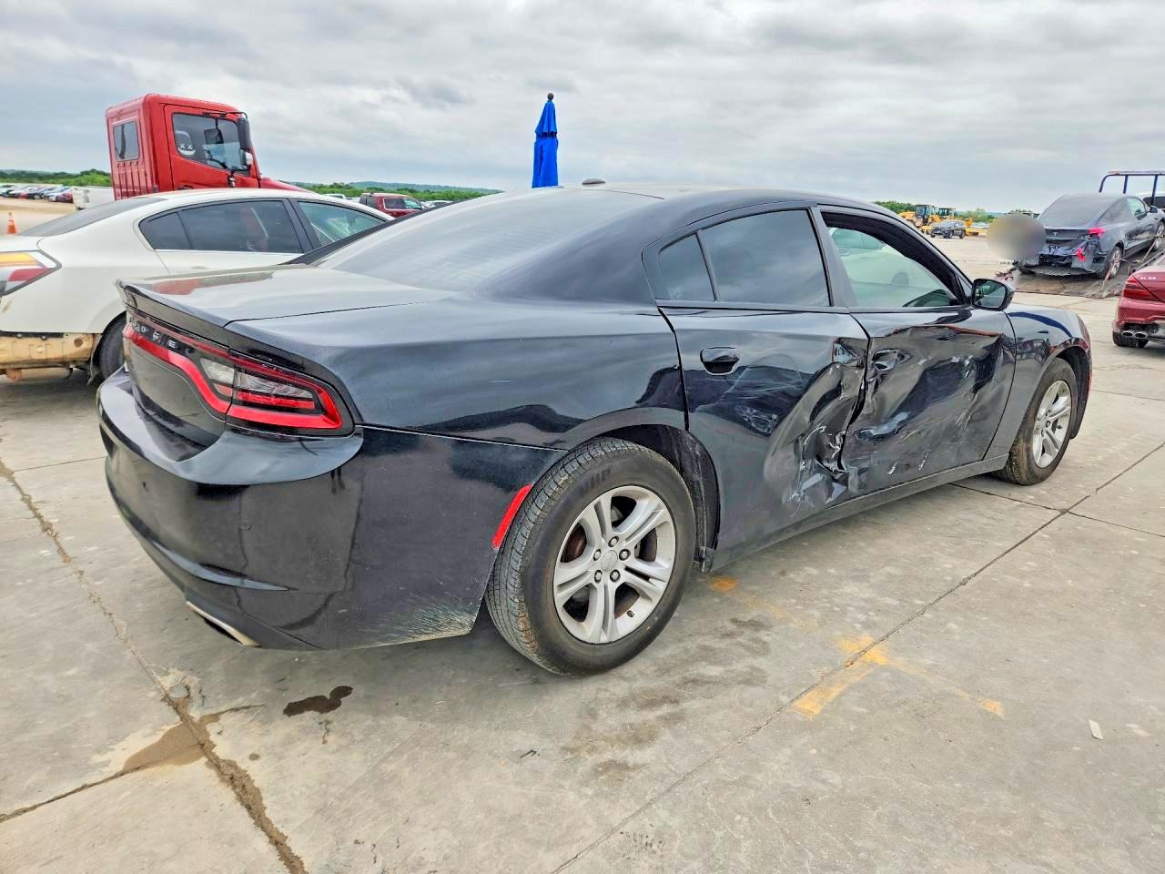 Dodge Charger Sxt