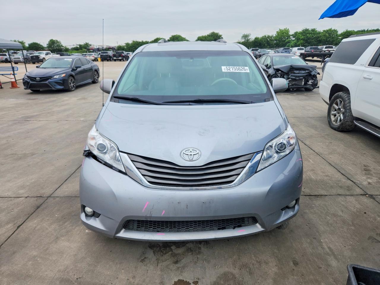 Toyota Sienna Xle 8-passenger