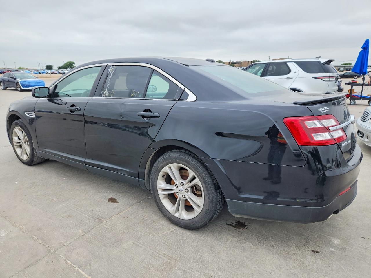 Ford Taurus