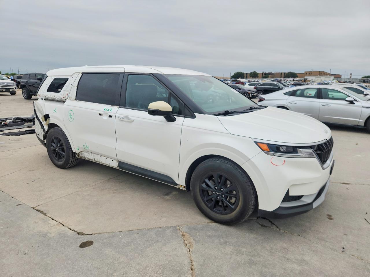 Kia Sedona Lx
