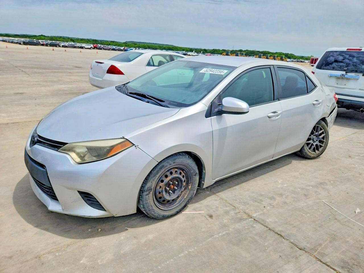 Salvage Toyota Corolla Image