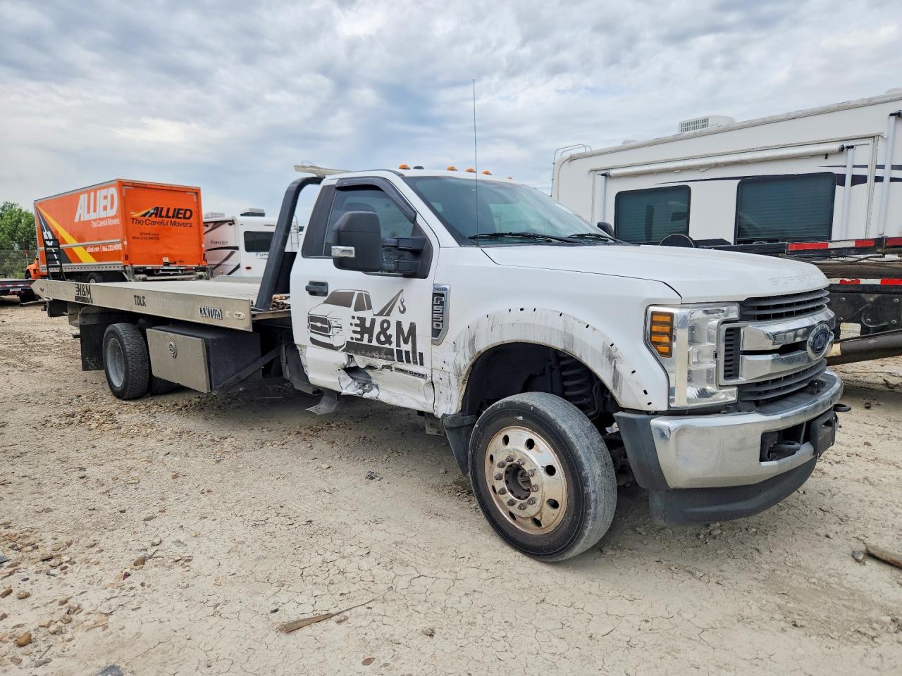 Ford F-550 Super Duty