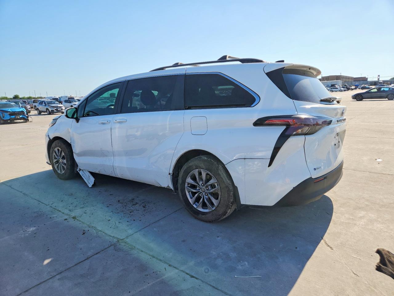 Toyota Sienna Le