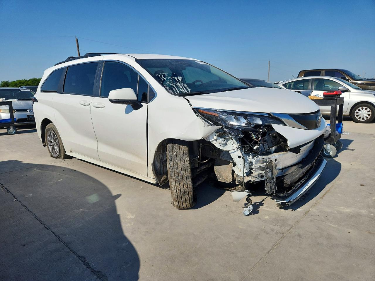 Toyota Sienna Le