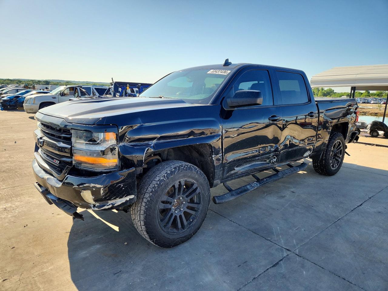 Salvage Chevrolet Silverado Image