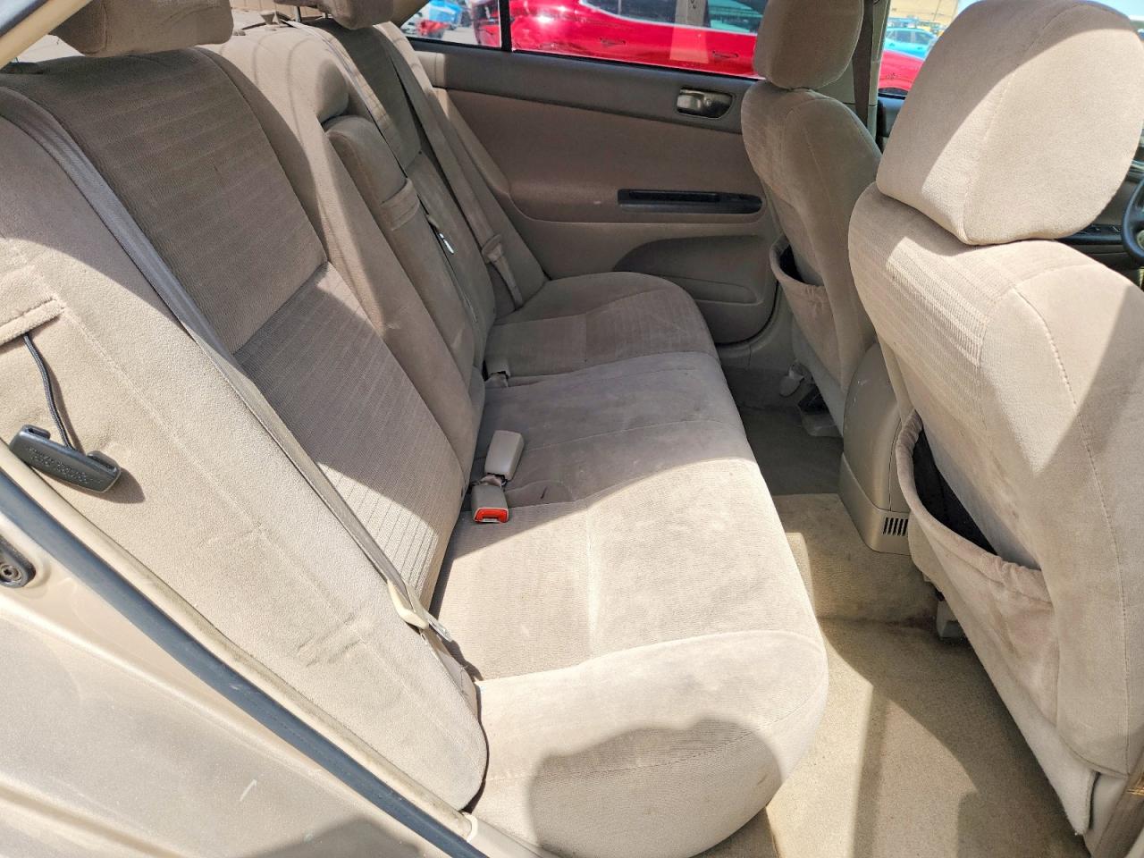 Toyota Camry Le V6
