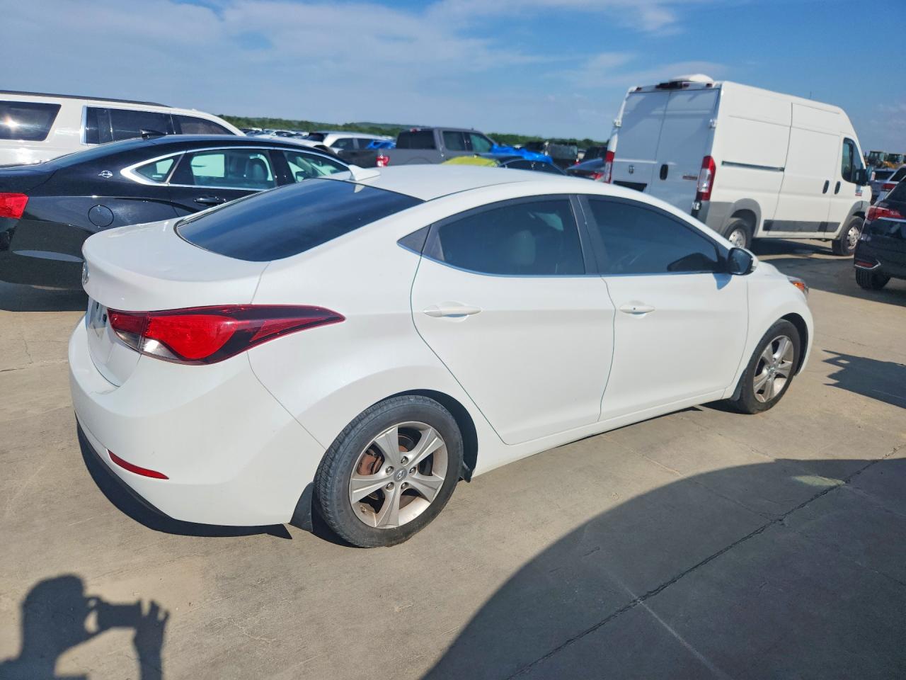 Hyundai ELANTRA Value Edition