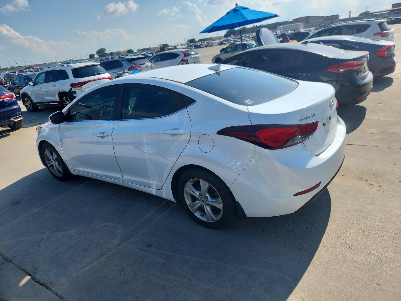 Hyundai ELANTRA Value Edition