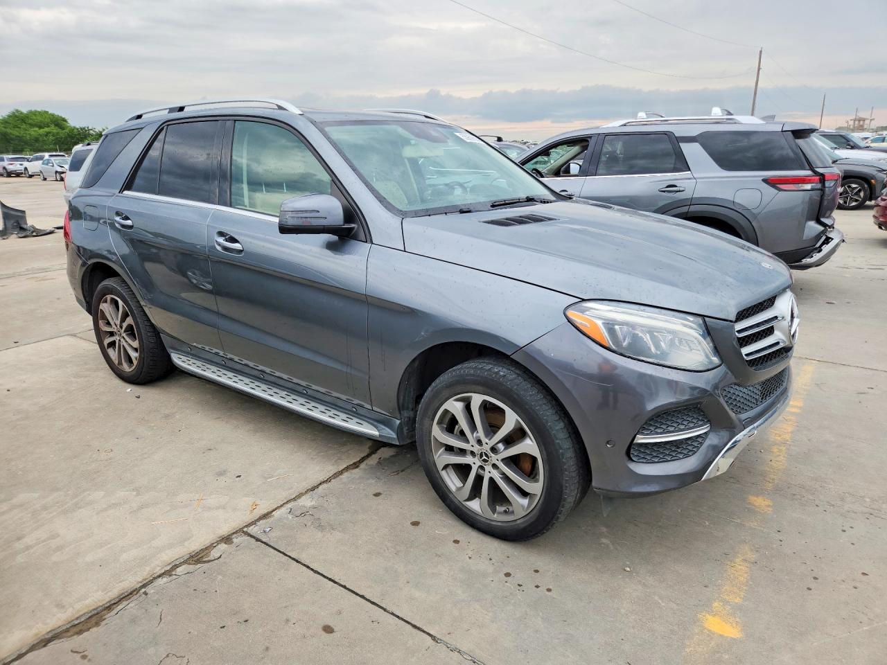 Mercedes-Benz GLE 350