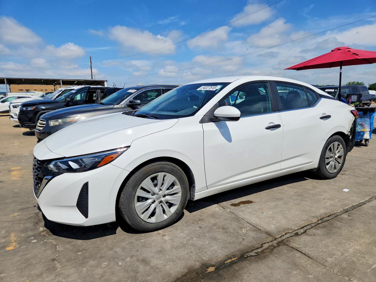 Salvage Nissan Sentra Image