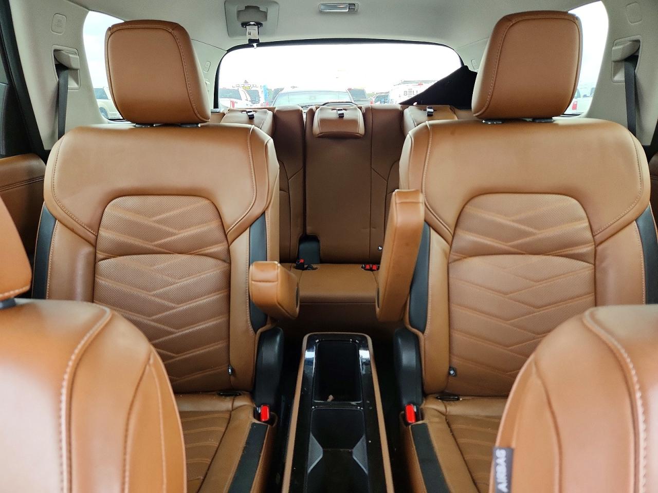 Nissan Pathfinder Platinum