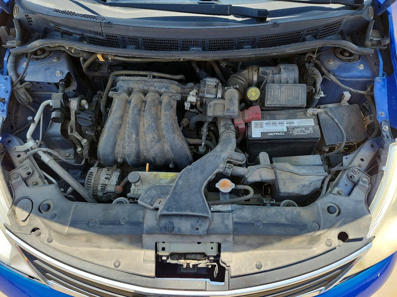 Nissan Versa 1.8 S