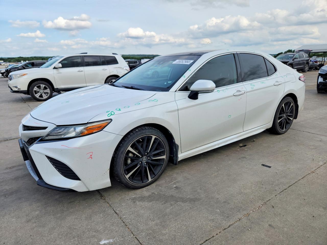 Salvage Toyota Camry Image