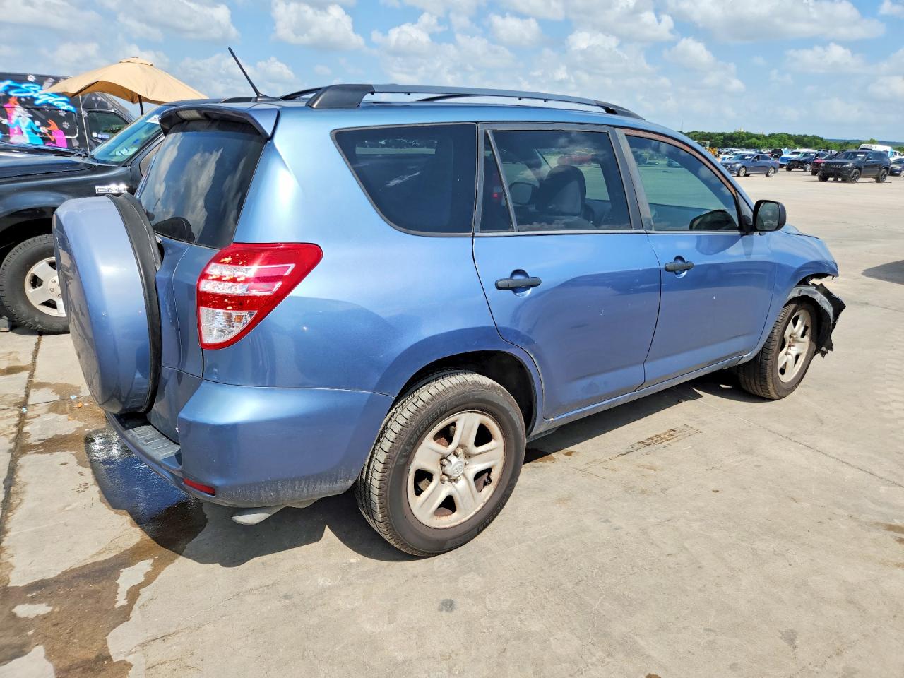Toyota RAV4 Base